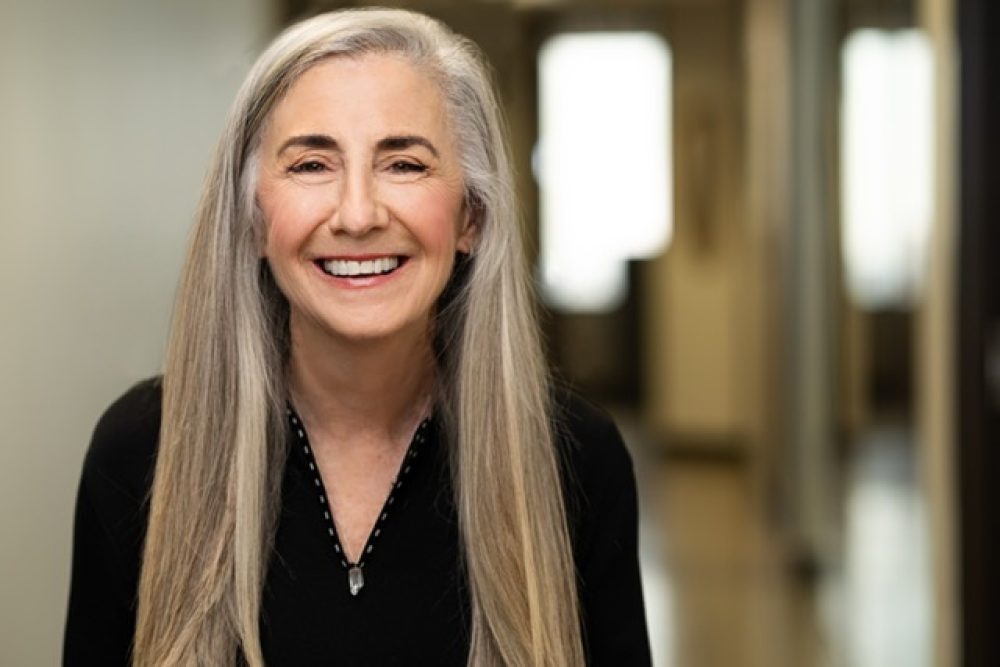 Ann Graves headshot